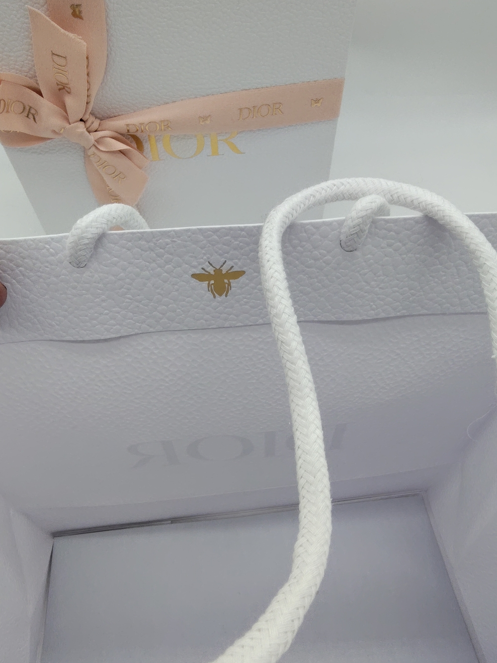 DIOR BEAUTÉ Mother's Day 2026 Gift Set Box Bag Ribbon Full Presentation - Picture 8 of 14
